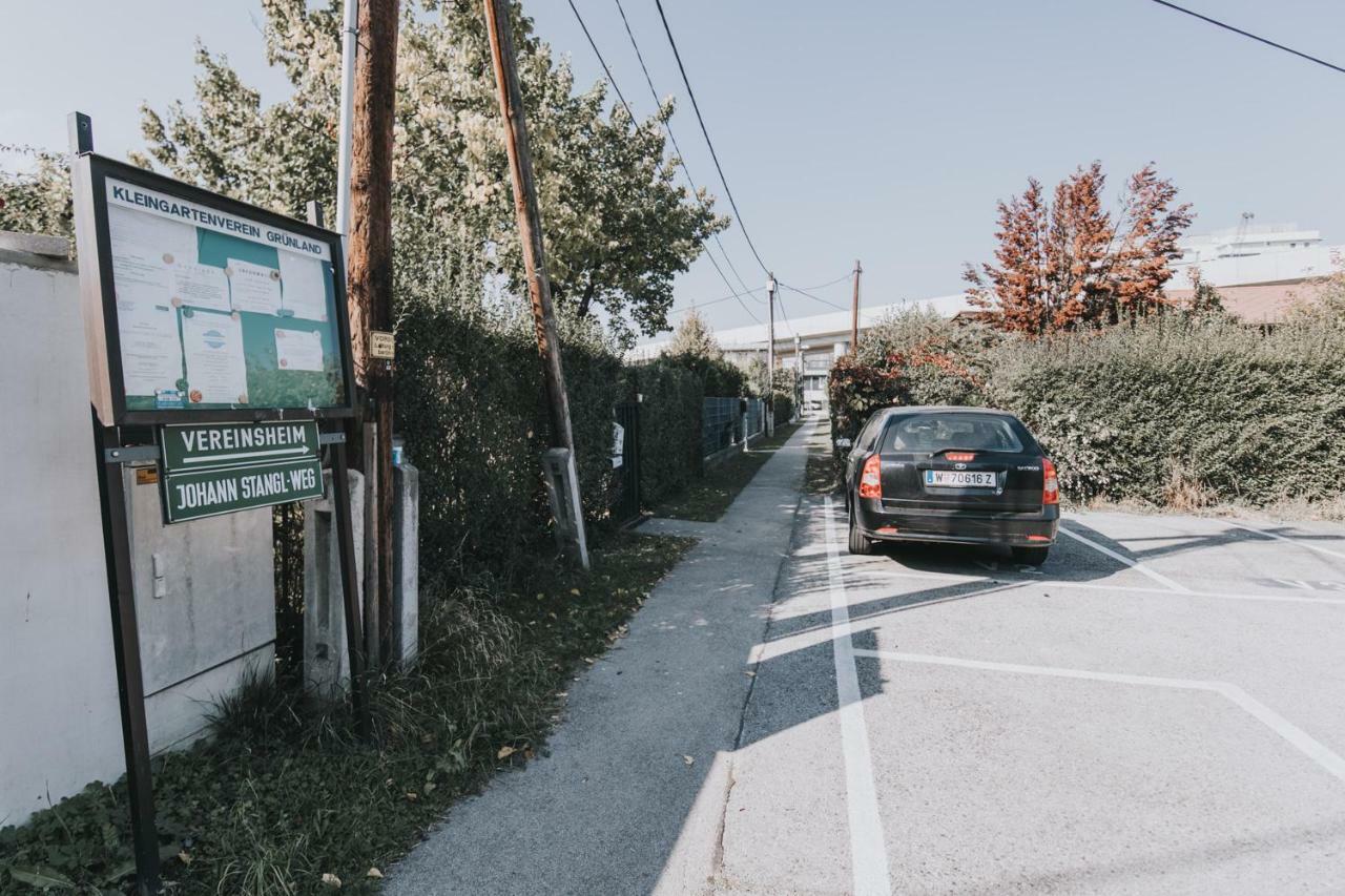 Central Garden House With Parking Lot ウィーン エクステリア 写真